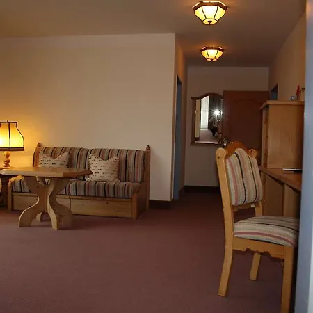 Ringhotel Altes Forsthaus Отель Hardegsen